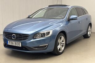 автомобиль Volvo V60