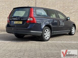 automobile Volvo V70