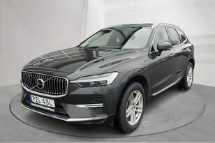 автомобил Volvo XC60
