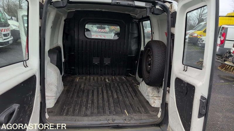 2008 فيات Doblo-46165037