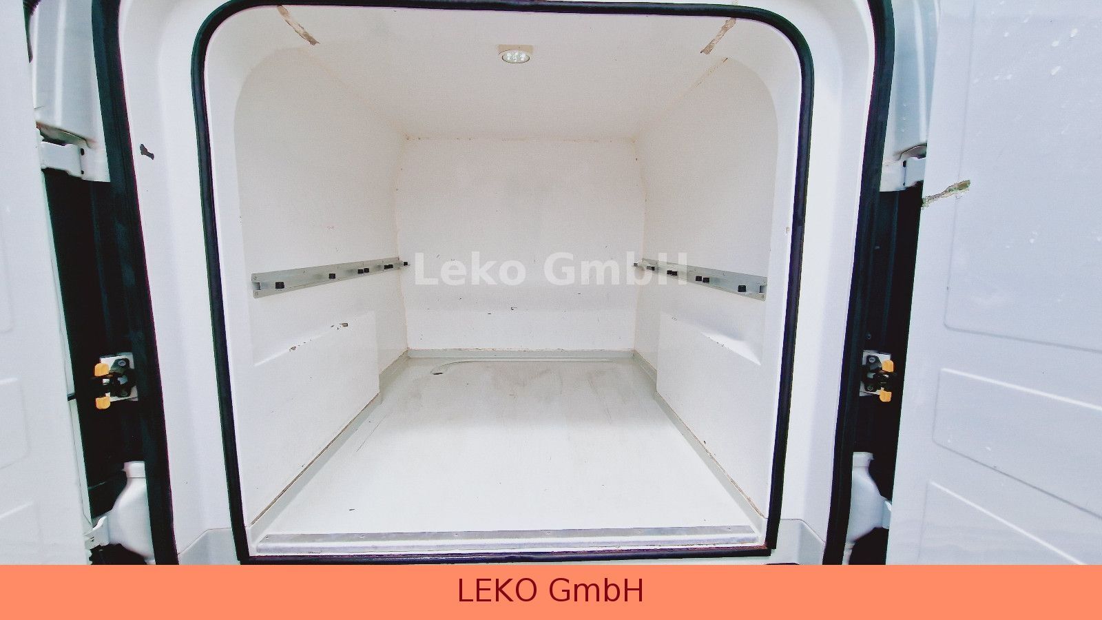 Fiat Doblo 1.3 bez klima uređaja, s njemačkom TÜV certifikacijom
