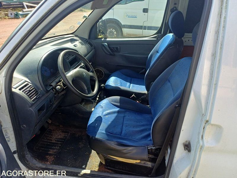 2003 بيجو PARTNER-46606472