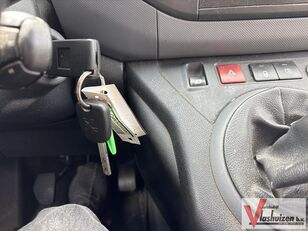 بيع سيارة نقل بضائع صغيرة Peugeot Partner 120 1.6 BlueHDi 75 L1 XR | € 2.950,- NETTO! | Cruise | A - صورة 17 | Autoline BH سيارة نقل بضائع صغيرة Peugeot Partner 120 1.6 BlueHDi 75 L1 XR | € 2.950,- NETTO! | Cruise | A | صورة 17 - Autoline