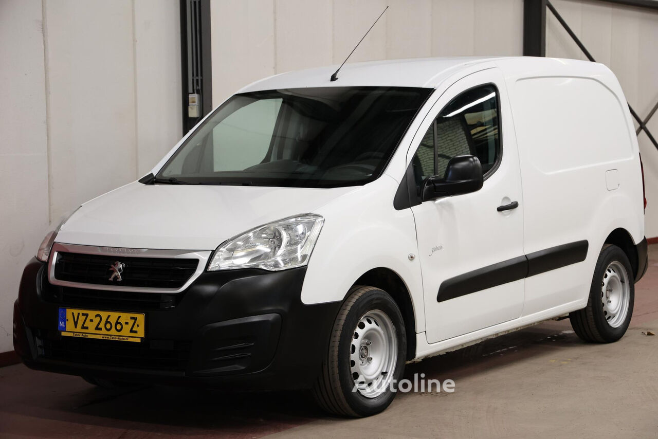 Peugeot Partner 120 1.6 HDi 75 AIRCO TREKHAAK furgoneta pequeña - Autoline