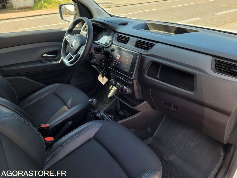 2021 رينو Express-46334861