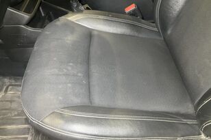 Renault Express yolcu van