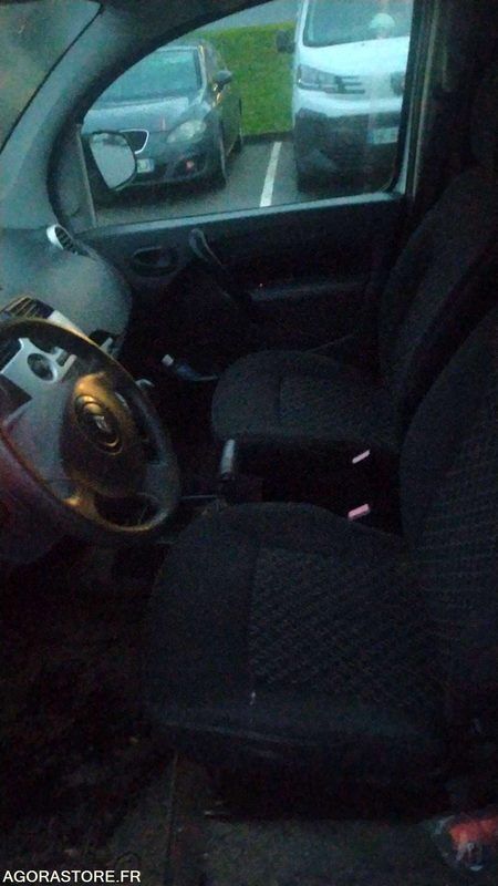 2012 رينو Kangoo-44834894