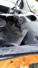 mały samoch&oacute;d dostawczy Renault KANGOO