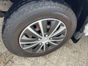 Toyota HiAce 2.5 D-4D KWB Comfort car-derived van for sale - Image 16 | Autoline AU Toyota HiAce 2.5 D-4D KWB Comfort car-derived van | Image 16 - Autoline