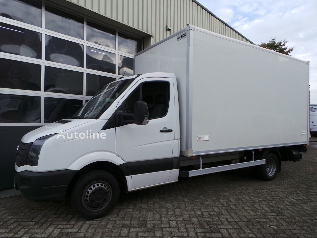 Volkswagen Crafter 46 2.0 TDI 136pk Bakwagen+Laadklep car-derived van - Autoline