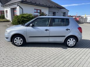 автомобіль &Scaron;koda Fabia