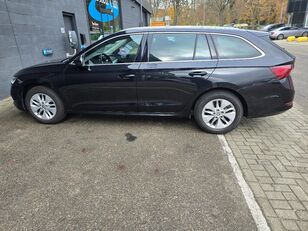 بيع سيارة Škoda OCTAVIA Combi 1.0 Benzine - صورة 10 | Autoline DZ سيارة Škoda OCTAVIA Combi 1.0 Benzine | صورة 10 - Autoline