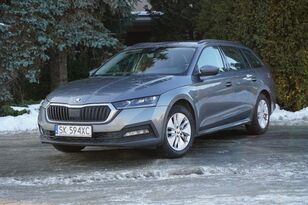 &Scaron;koda Octavia car