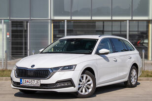 &Scaron;koda Octavia Combi 1.5 TSI ACT Style+, M6 automobil