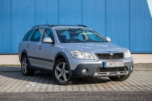 &Scaron;koda Octavia Combi Scout 1.8 TSI, 4&times;4, 118kW, M6 / AJ NA SPL&Aacute;TKY / PR coche
