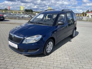 automobile &Scaron;koda Roomster