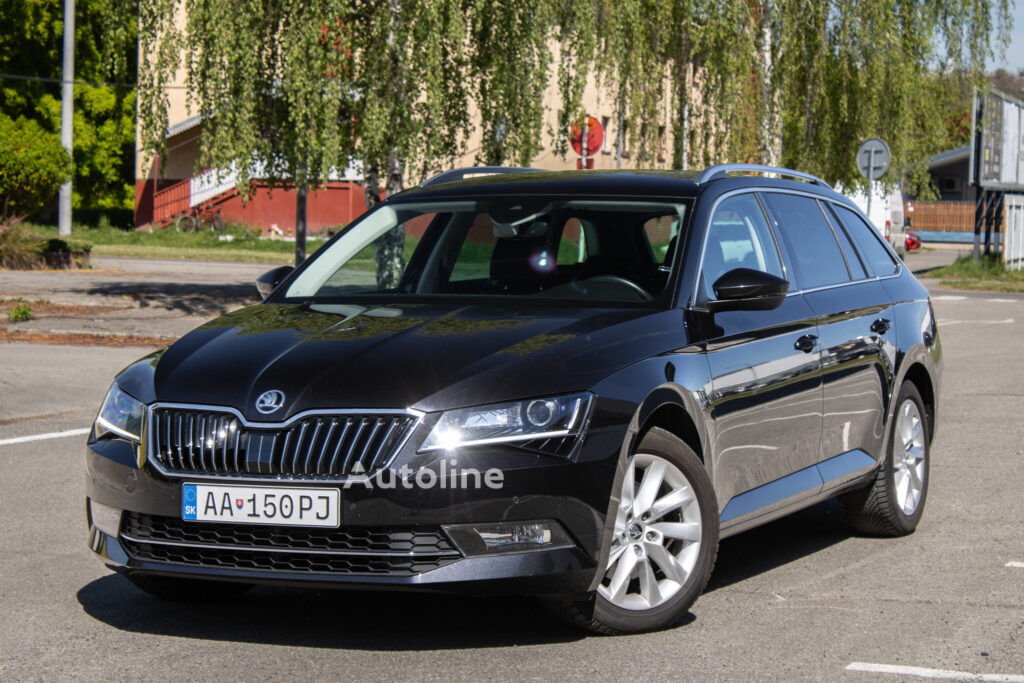 Škoda Superb Combi 2.0 TDI Style DSG coche - Autoline
