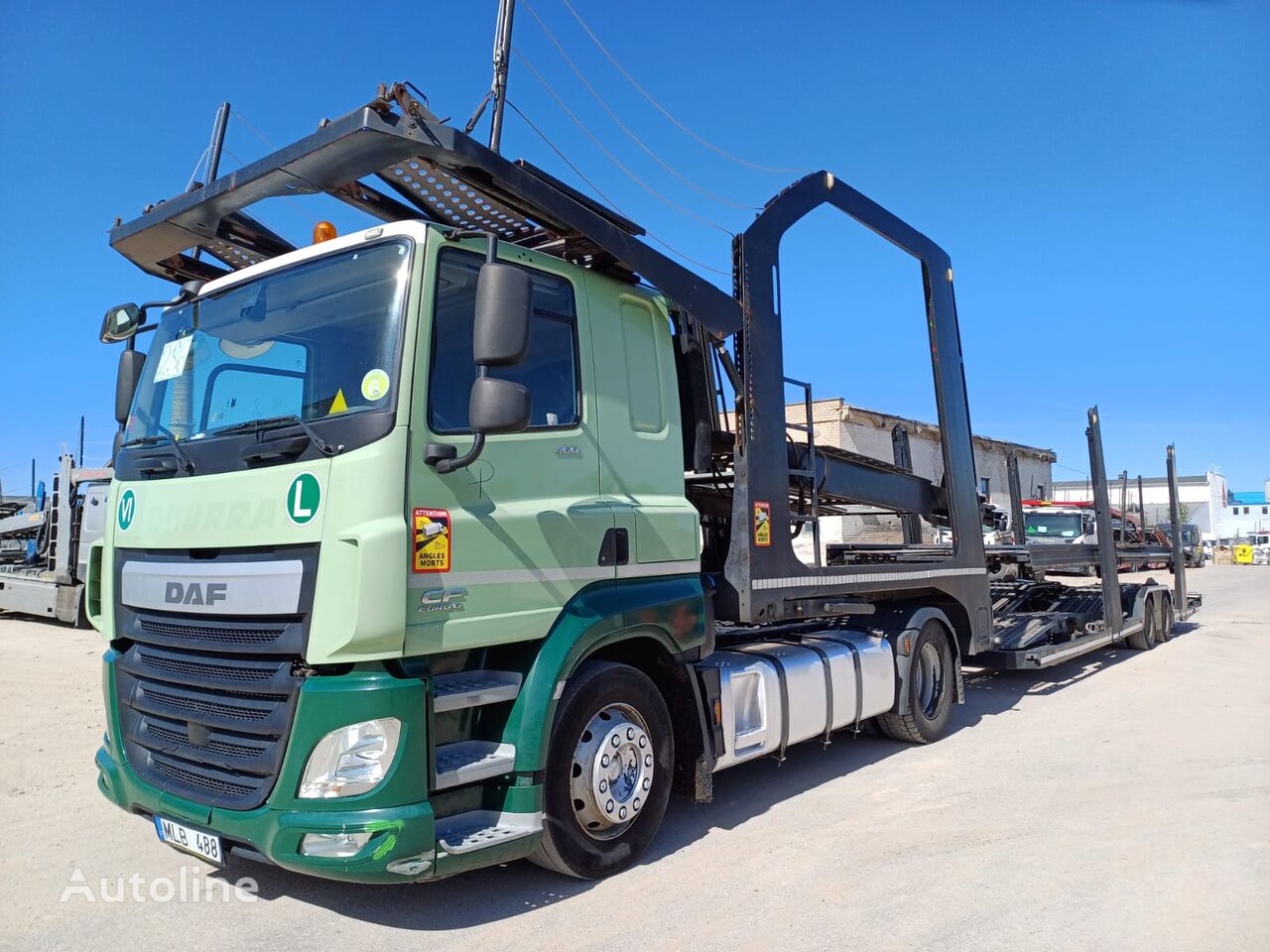 شاحنة نقل السيارات DAF CF460T + العربات المقطورة شاحنة نقل السيارات