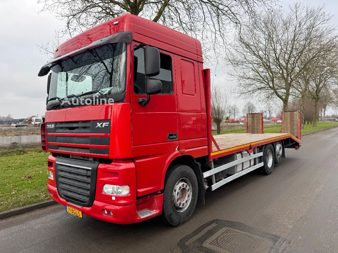 DAF XF 105.460 FAR XF 105.460 6X2 EURO 5 car transporter