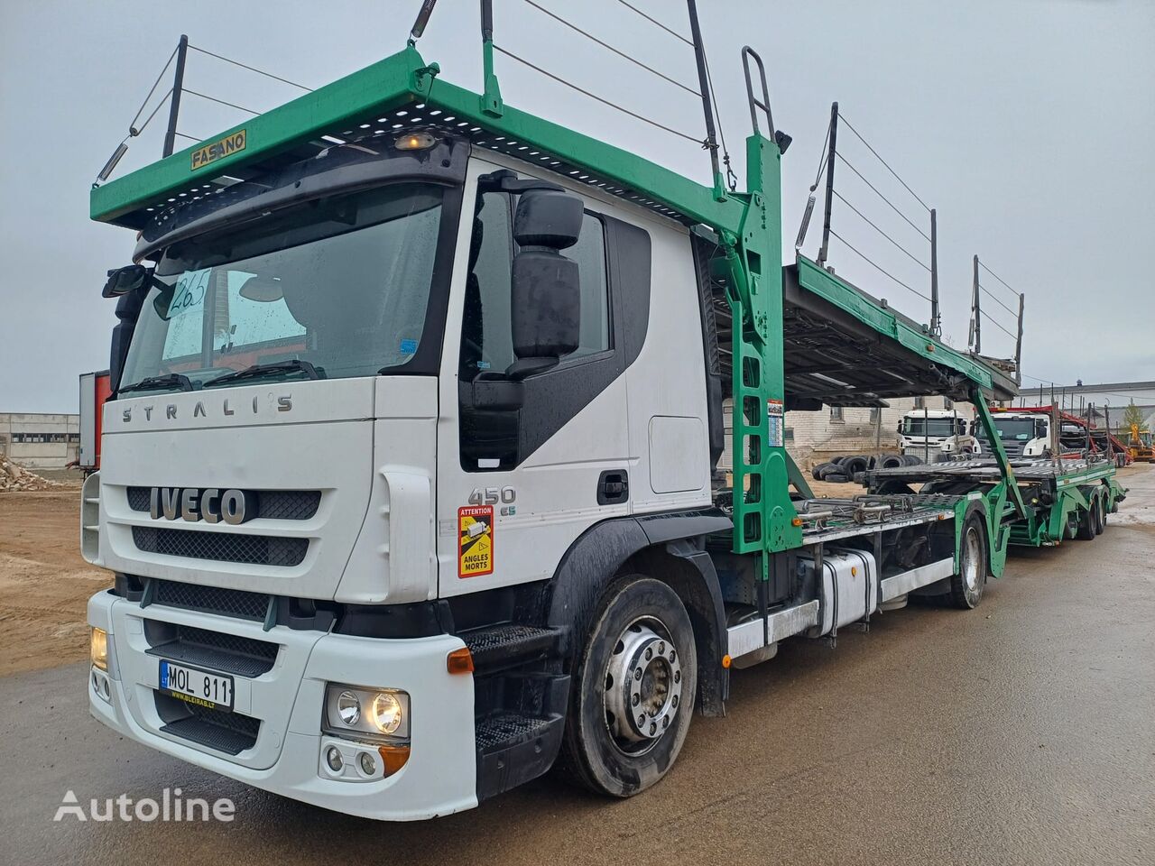 شاحنة نقل السيارات IVECO MAGIRUS