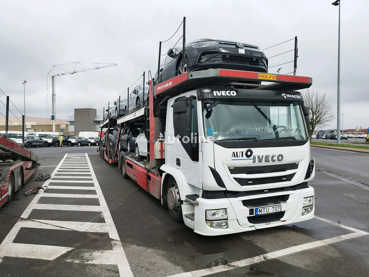 IVECO Magirus camión portacoches