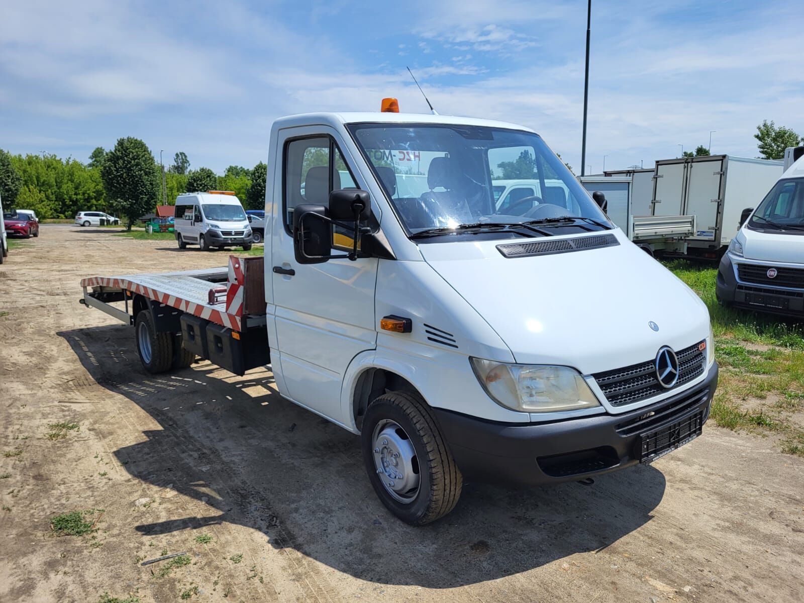 автовоз Mercedes-Benz 411 CDi Trailer + Winch + Ramp -  Autószállító + Csörlő - 3,5t