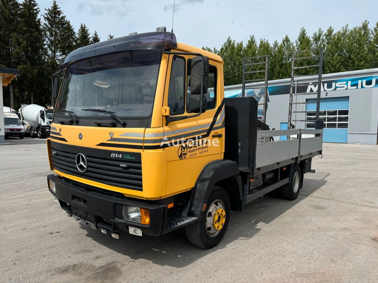 Mercedes-Benz 814  Autotransporter