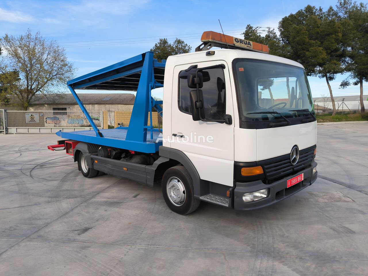 camion transport auto Mercedes-Benz ATEGO 815