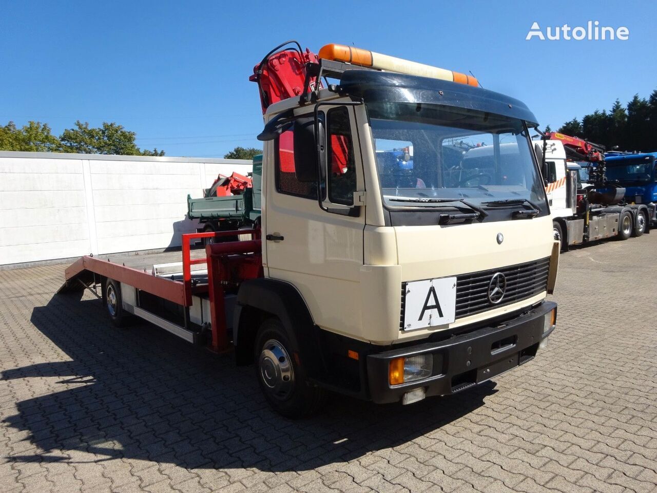 ciężarówka do przewozu samochodów Mercedes-Benz Atego + winch