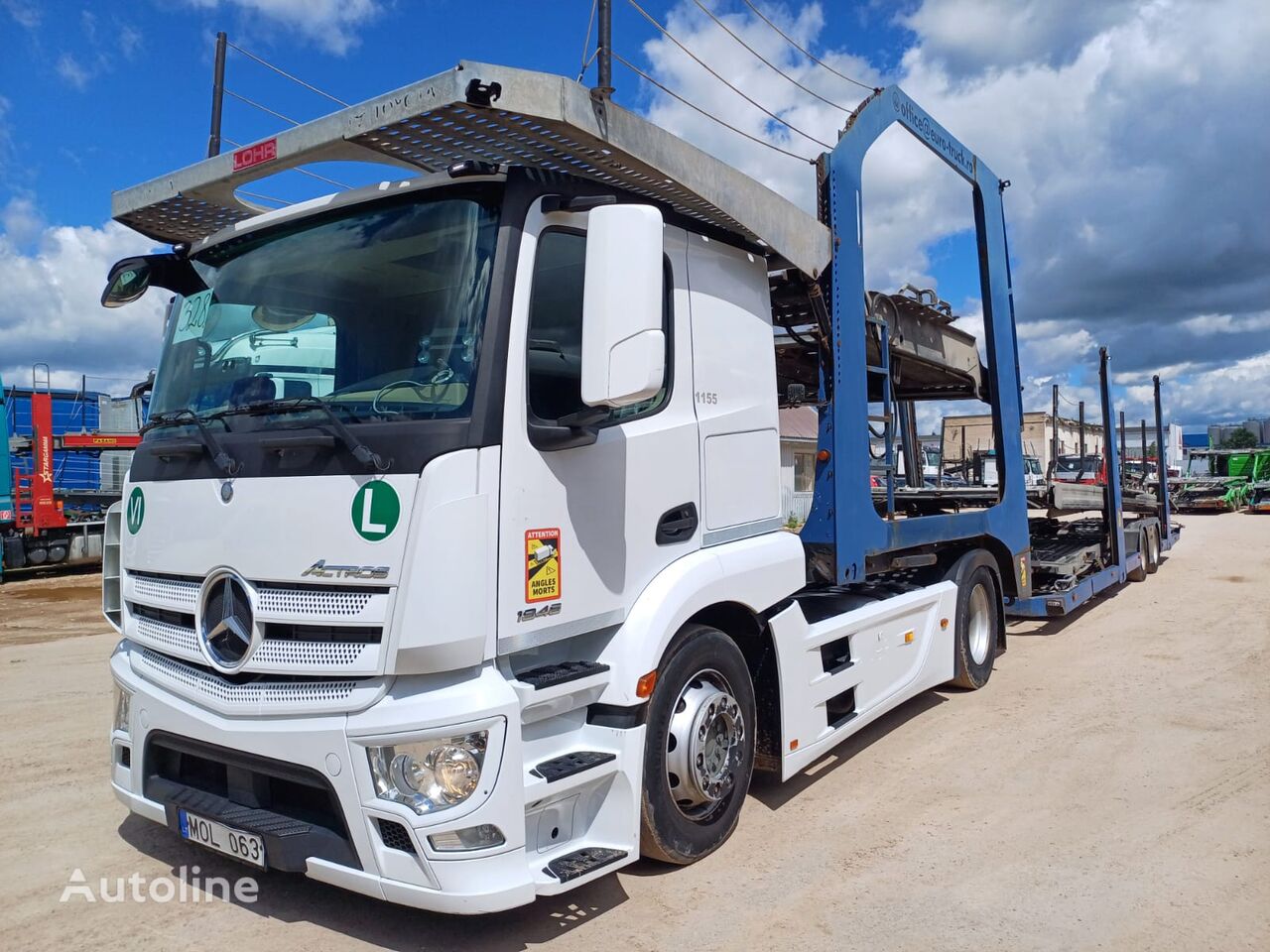 Ciężarówka do przewozu samochodów Mercedes-Benz + LOHR 2007 + przyczepa do przewozu samochodów - Autoline