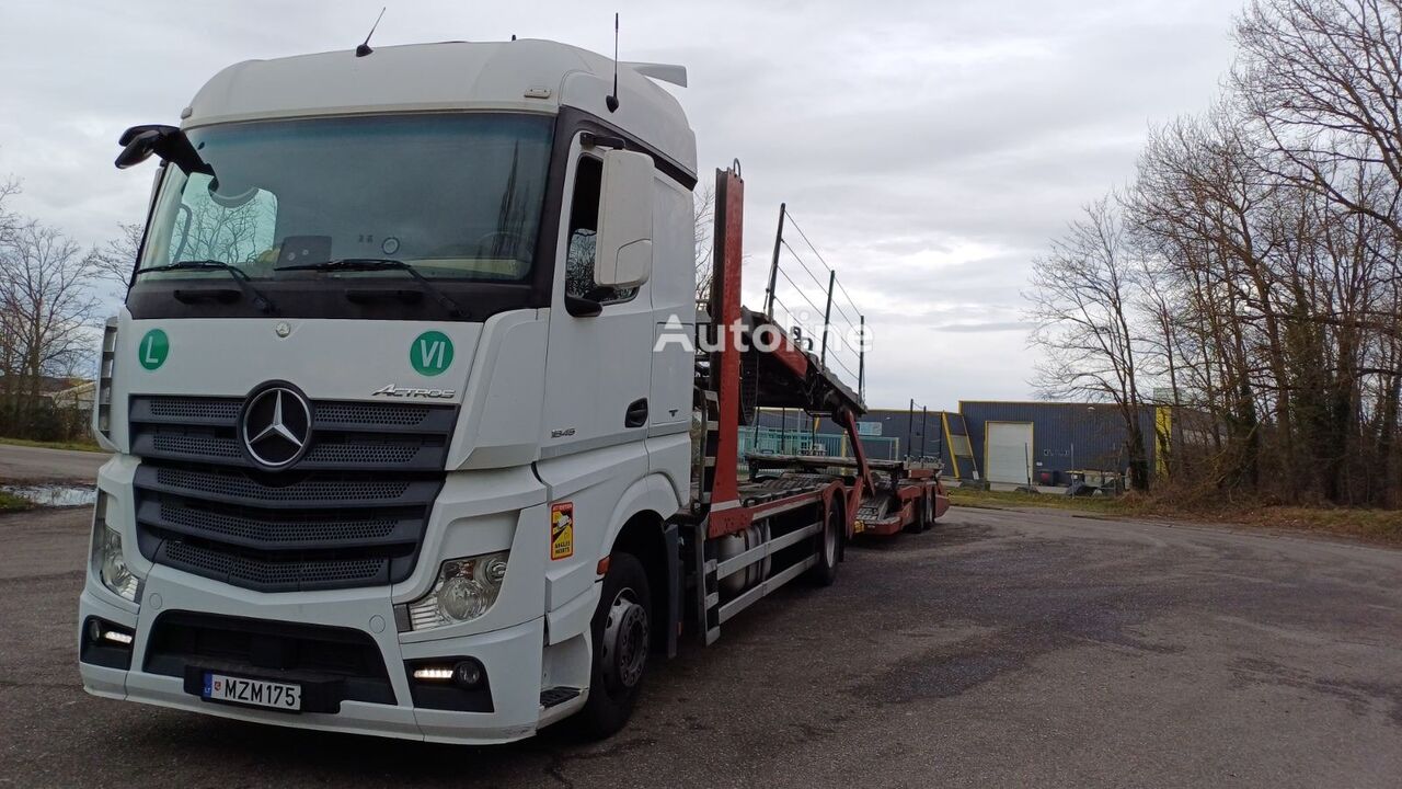 Mercedes-Benz + Silver Car 2008 Autotransporter + Autotransportanhänger