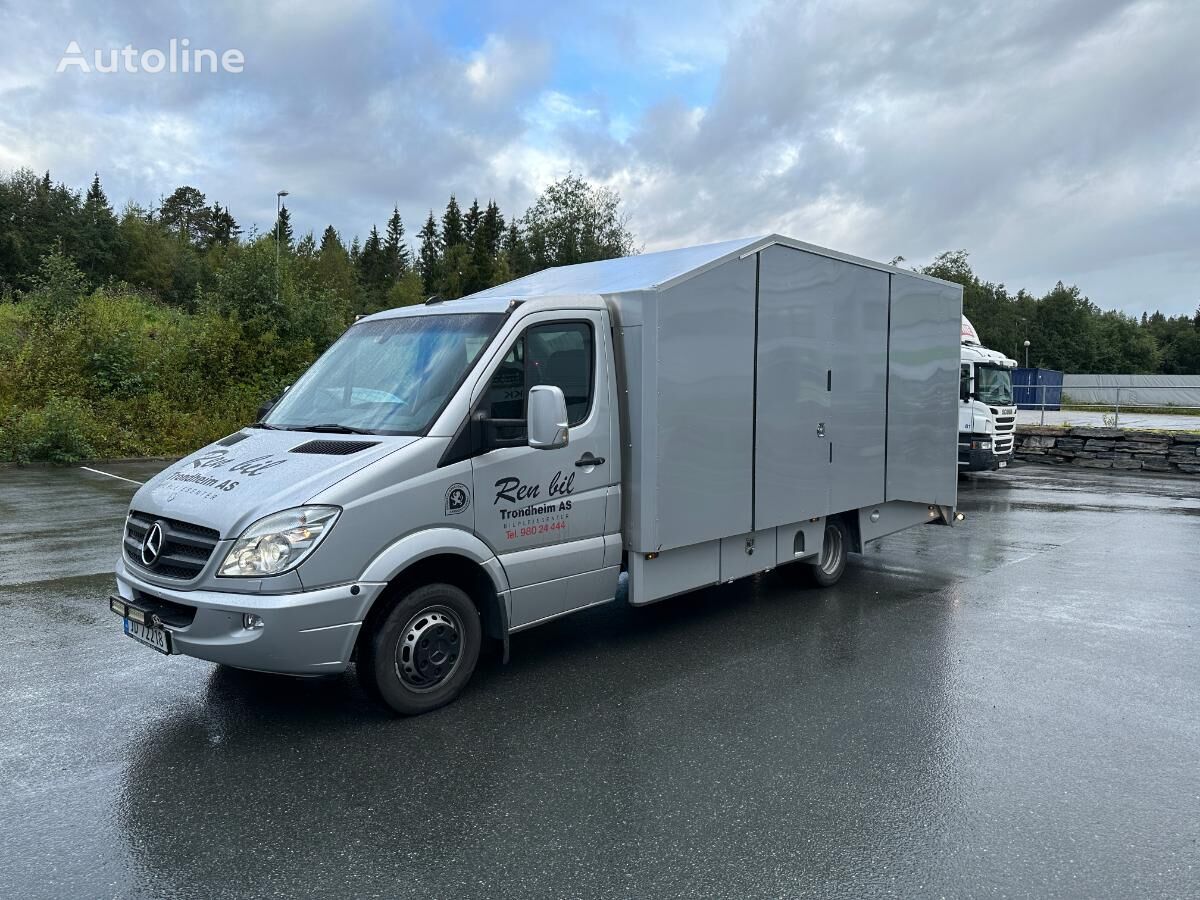 nákladné vozidlo na prepravu automobilov Mercedes-Benz Sprinter