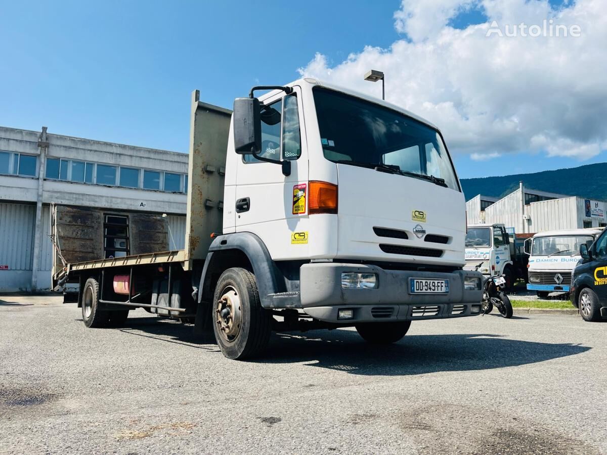 Nissan Plateau porte engin ALTEON car transporter