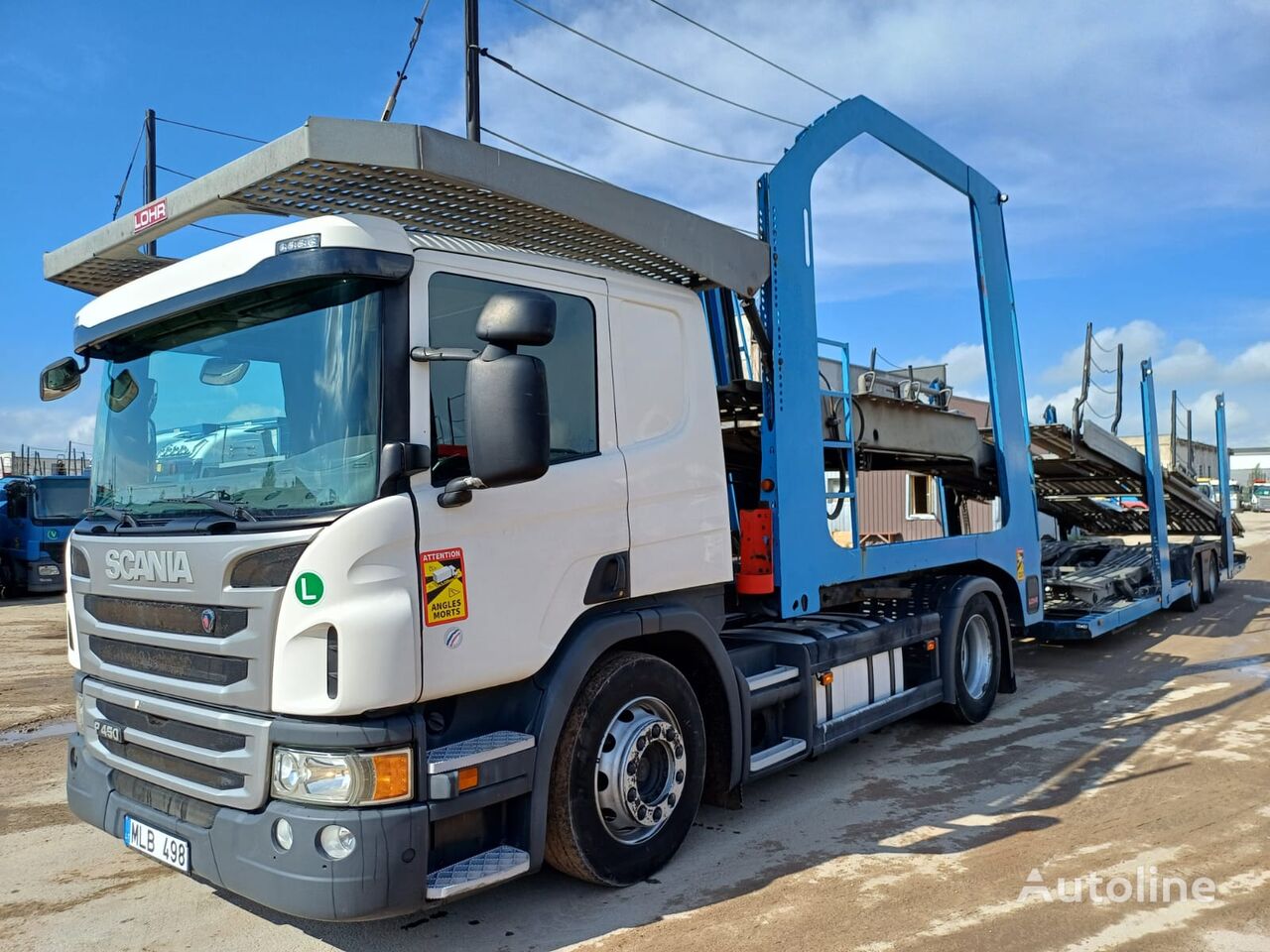 شاحنة نقل السيارات Scania P 450 + العربات المقطورة شاحنة نقل السيارات