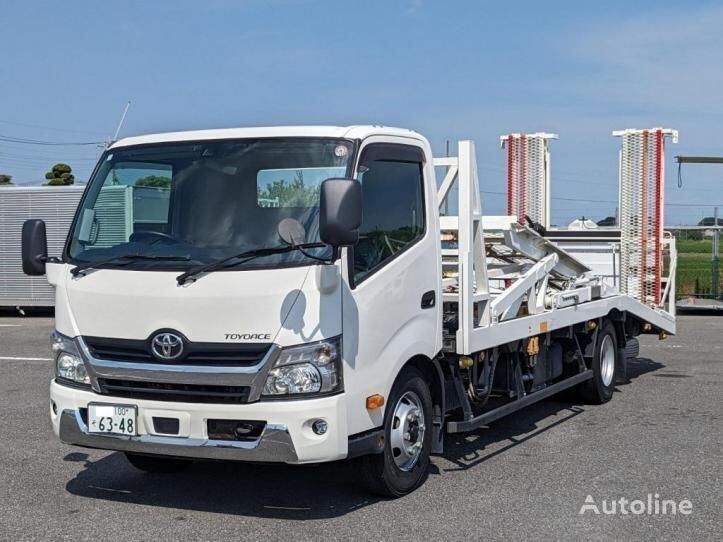 Toyota TOYOACE autotransporter