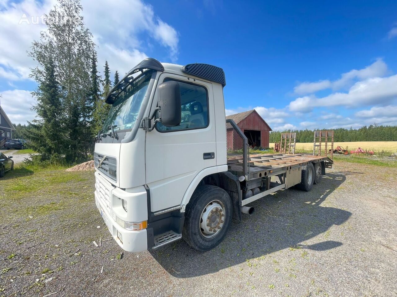 camion transport auto Volvo FM 7 Koneritiläauto