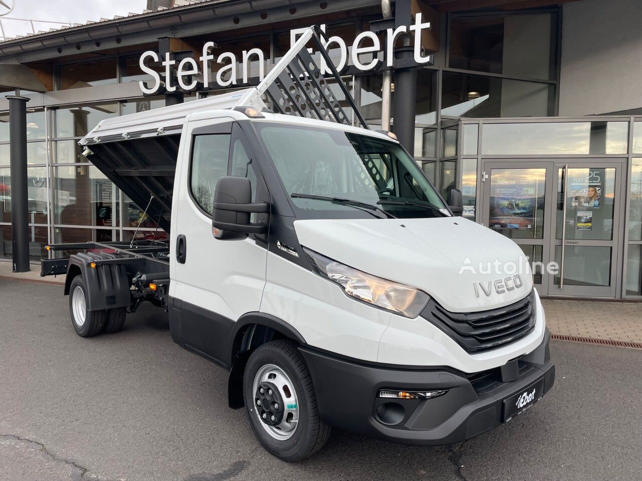 Микроавтобус фургон IVECO Daily 35C14 A8 *R3.450mm*Automatik* 7x vorhanden - Autoline