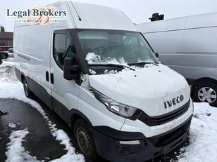 fourgon utilitaire IVECO Daily 35S12V - lichte vracht