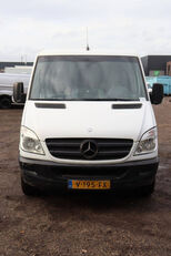 Venta de Mercedes-Benz SPRINTER furgón - Imagen 8 | Autoline CO Mercedes-Benz SPRINTER furgón | Imagen 8 - Autoline