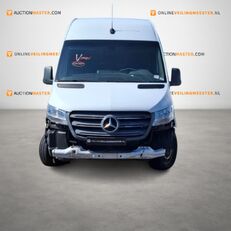 new Mercedes-Benz Sprinter cargo van