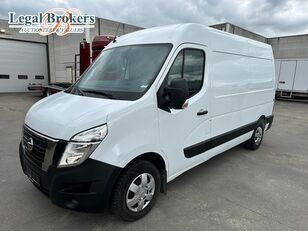 fourgon utilitaire Nissan Interstar 2.3 dCi L2H2