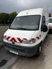Peugeot boxer annee 2000 1 injecteur arrache photo furg&oacute;n