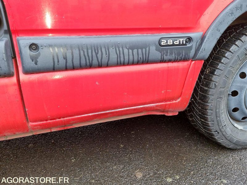 2001 رينو Master-44834704