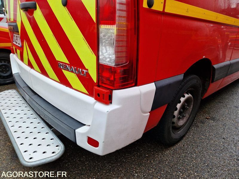 2012 رينو Master-45177539