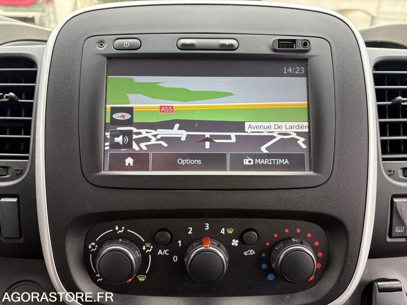 2015 رينو Trafic-45619442