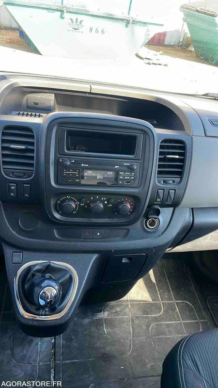 2016 رينو Trafic-46645246