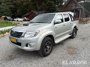 fourgon utilitaire Toyota Hilux