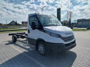 nieuw IVECO Daily 35S18H A8 STYLE & COMFORT chassis vrachtwagen < 3.5t