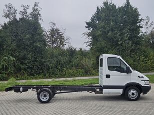 الشاسيه < 3.5طن IVECO Daily 35c-17