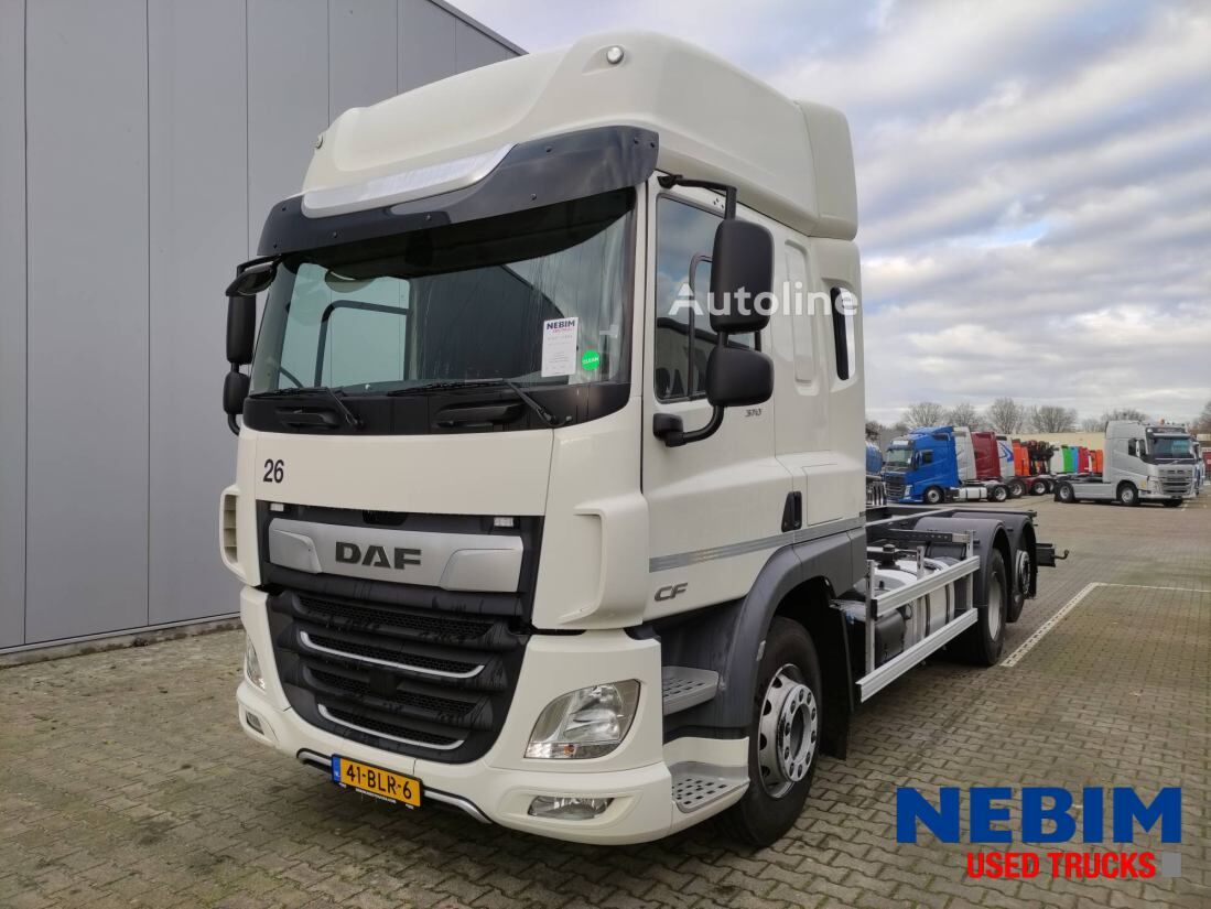 DAF CF370 6x2 ADR/VLG - AT - 20" Twist locks chassis truck - Autoline